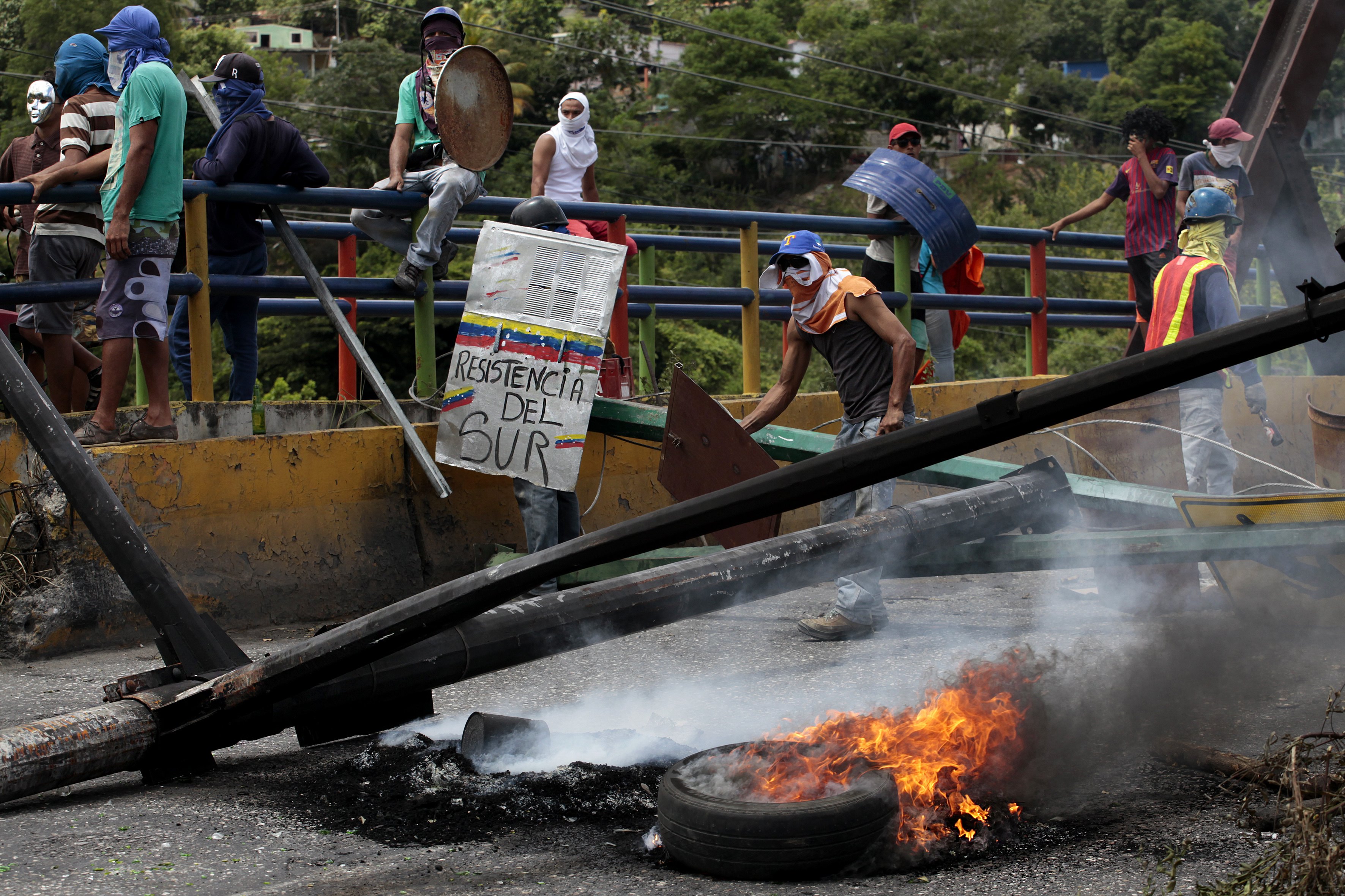 Βενεζουέλα: Άλλοι τρεις νεκροί, δεύτερη ημέρα απεργίας κατά του Μαδούρο