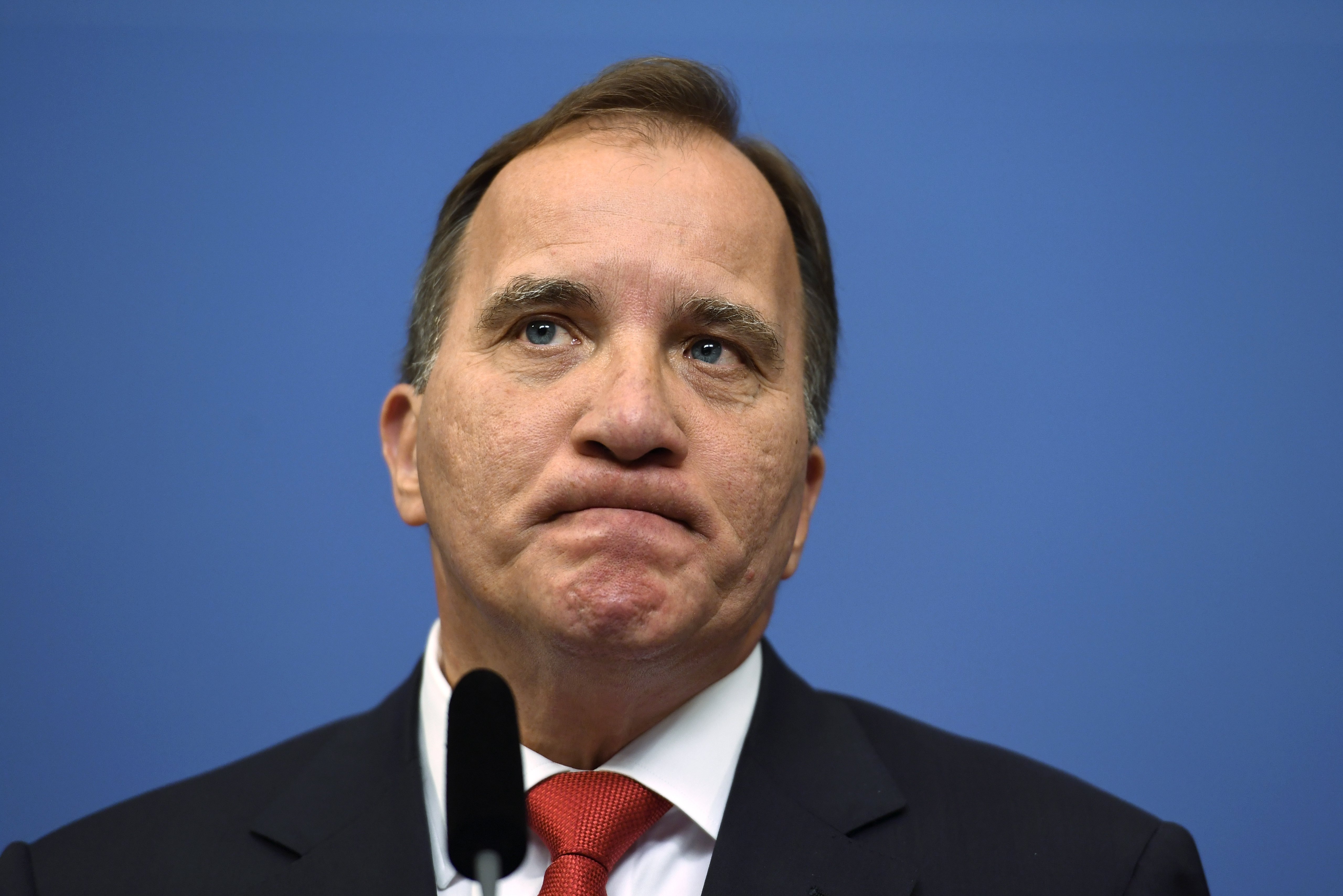 Πώς η Σουηδία απειλείται ξαφνικά ακόμη και με πρόωρες εκλογές