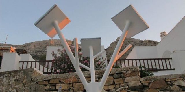 Πρωτότυπο Hλιακό Δέντρο στις Καμάρες της Σίφνου