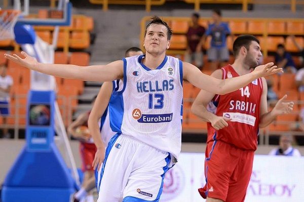 Μικροτραυματισμός για Αγραβάνη, αισιοδοξία από Παπανικολάου