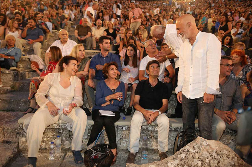 Έσκισε η «Άλκηστη» της Κατερίνας Ευαγγελάτου στην Επίδαυρο