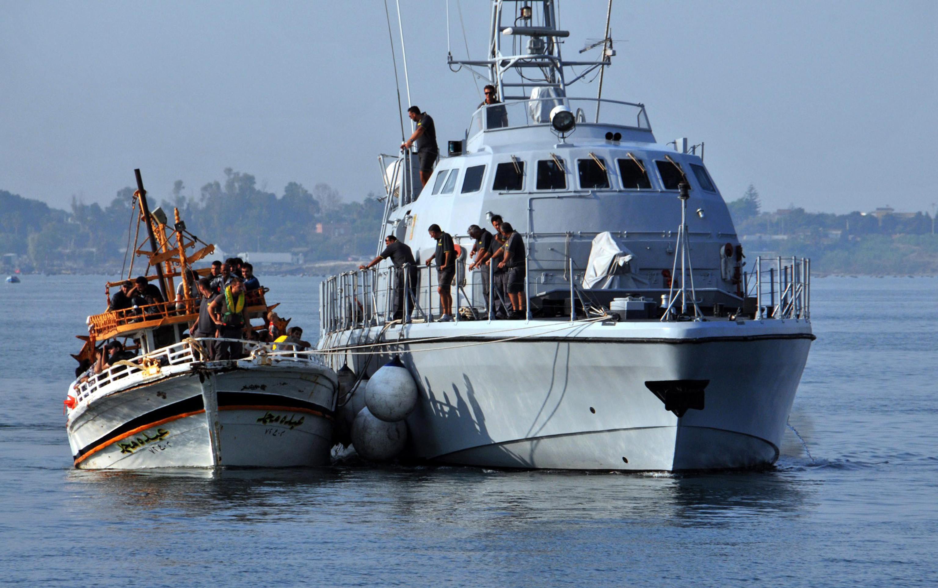 Ιταλικός έλεγχος σε σκάφος ΜΚΟ που δεν υπέγραψε τον «κώδικα συμπεριφοράς»