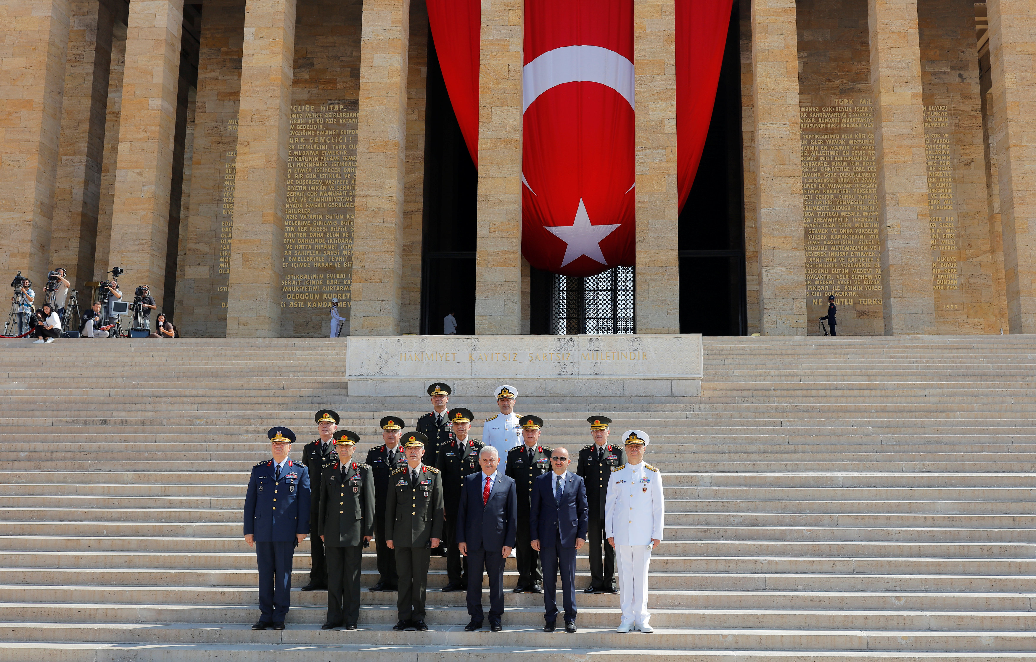Τουρκία: Αντικαθίστανται οι αρχηγοί Στρατού Ξηράς, Αεροπορίας και Ναυτικού