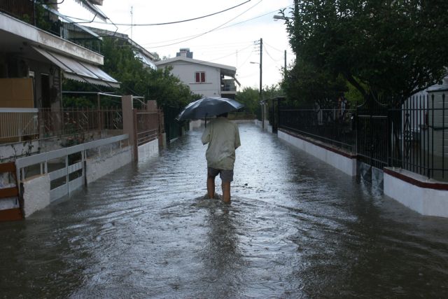 Προβλήματα από την κακοκαιρία σε Λάρισα, Γρεβενά και Καστοριά
