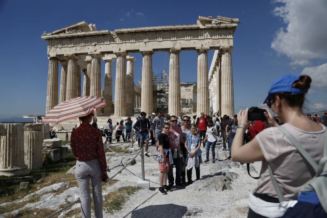 Άνοδο σε πληρότητες και τιμές κατέγραψαν τα ξενοδοχεία της Αθήνας στο εξάμηνο