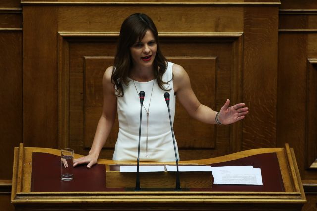 Αχτσιόγλου: Το νομοσχέδιο θα βελτιώσει την καθημερινότητα των εργαζομένων