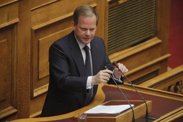 Κ.Αχ.Καραμανλής: Αδικος ο συμψηφισμός κομμουνισμού-ναζισμού