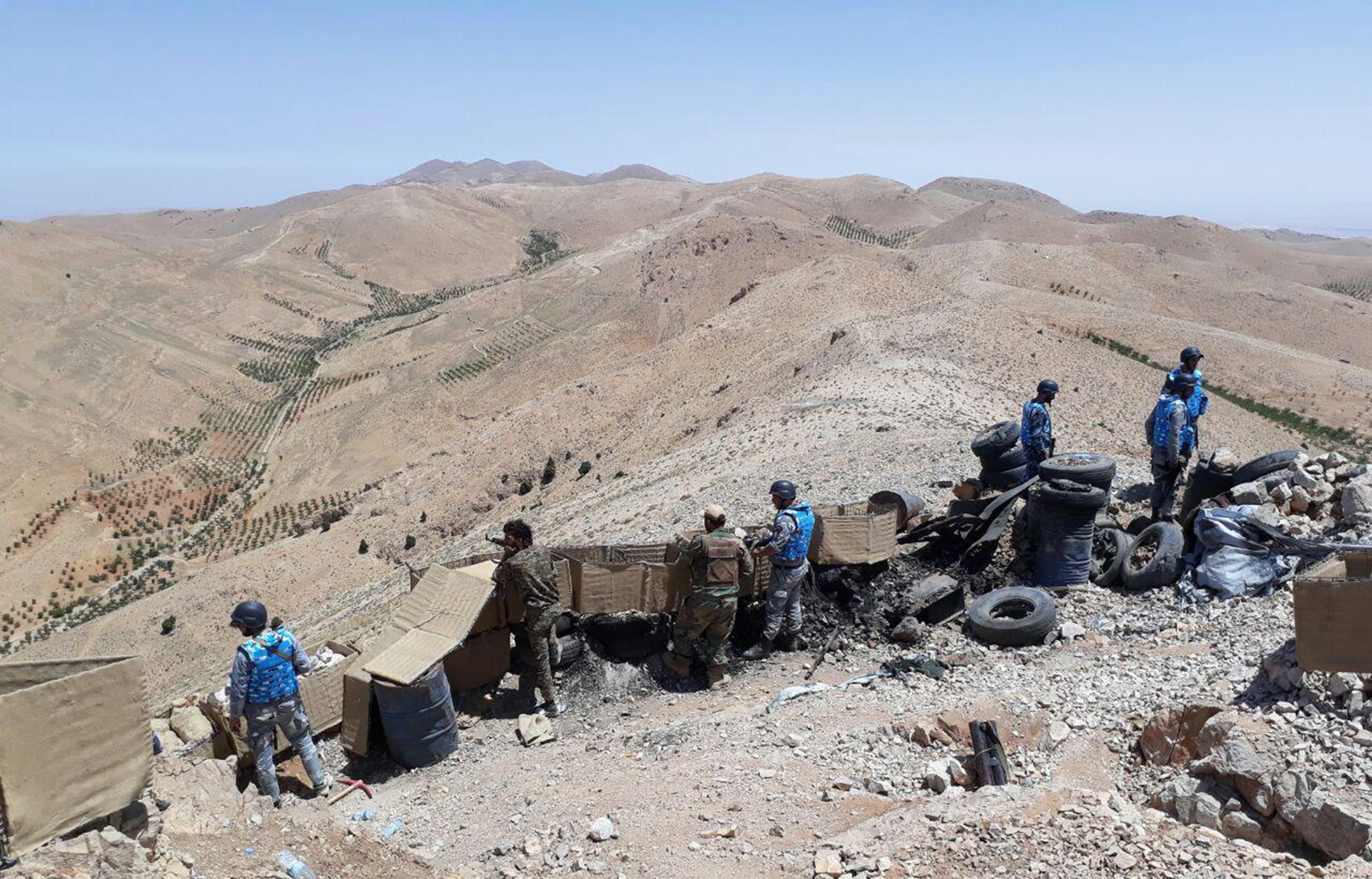 Εγκαταλείπει τη συνοριακή ζώνη Συρίας-Λιβάνου το ISIS