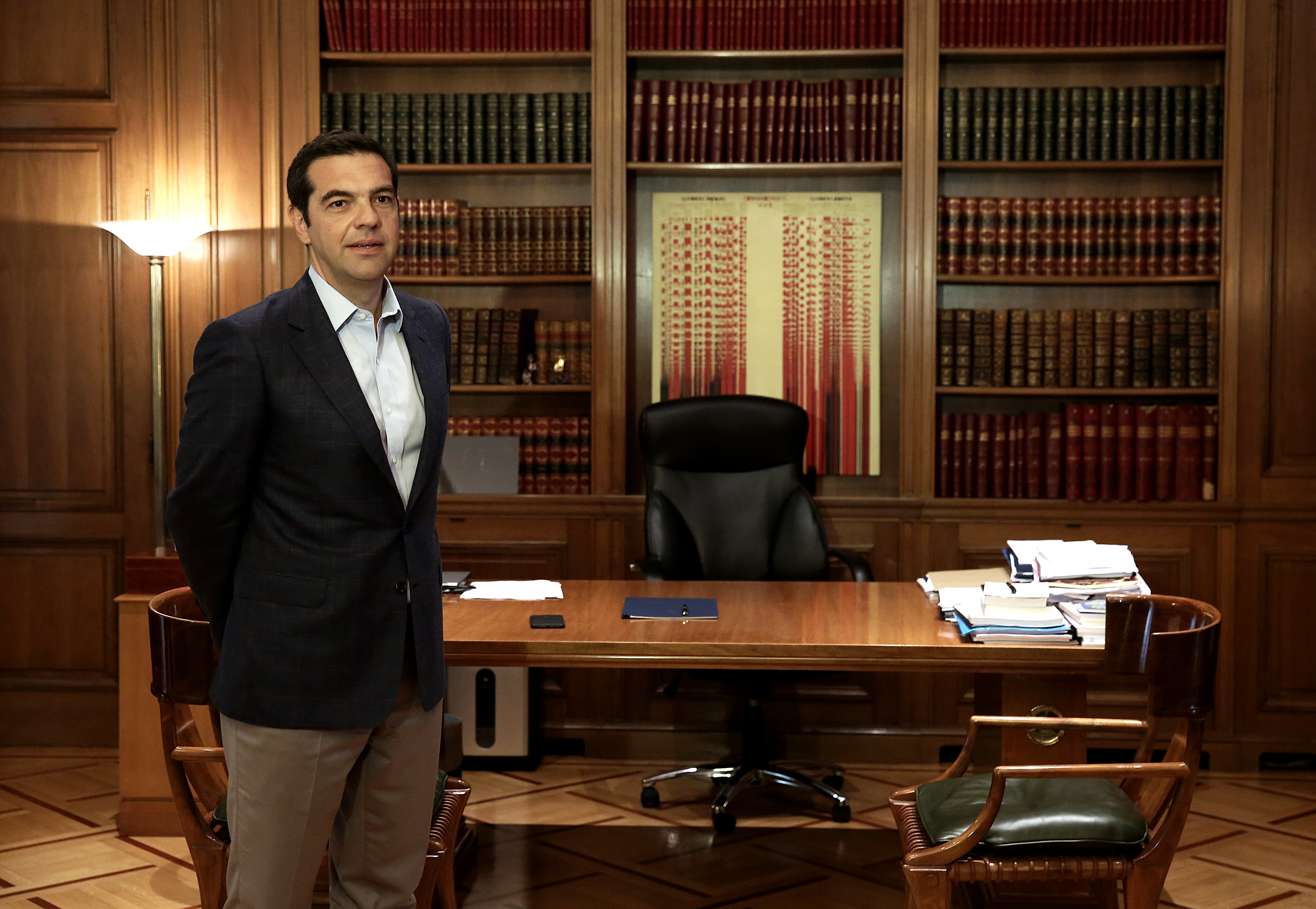 Επαφές Τσίπρα με Δραγασάκη, Αχτσιόγλου, Γαβρόγλου