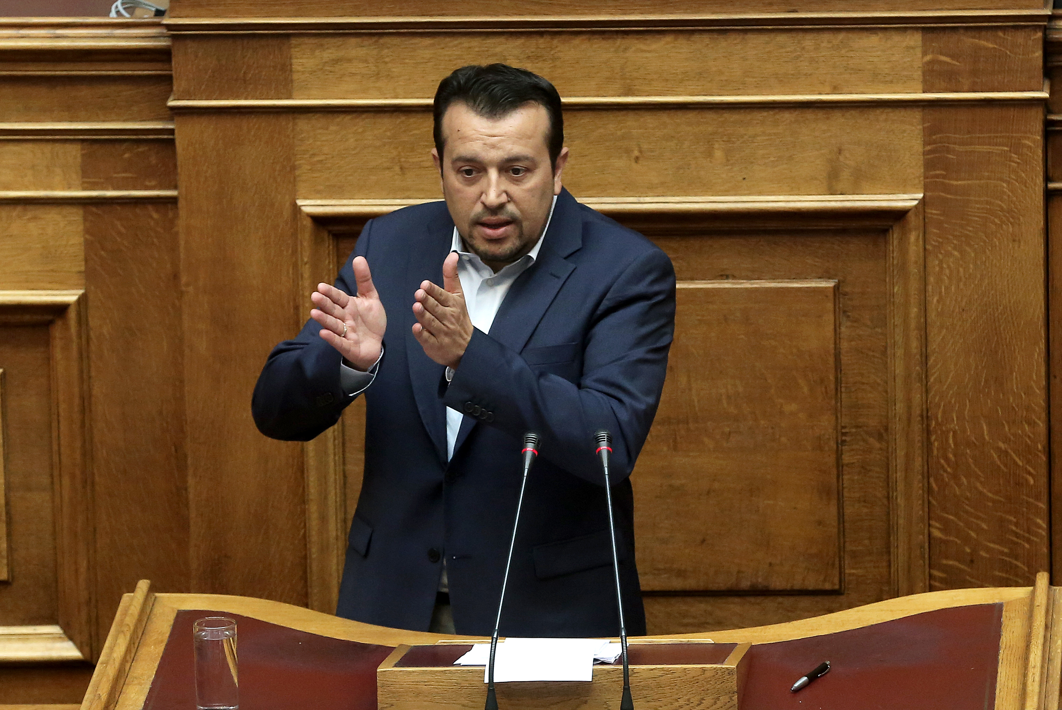 Ψηφίστηκε το νομοσχέδιο για τηλεοπτική διαφήμιση και barcode στις εφημερίδες