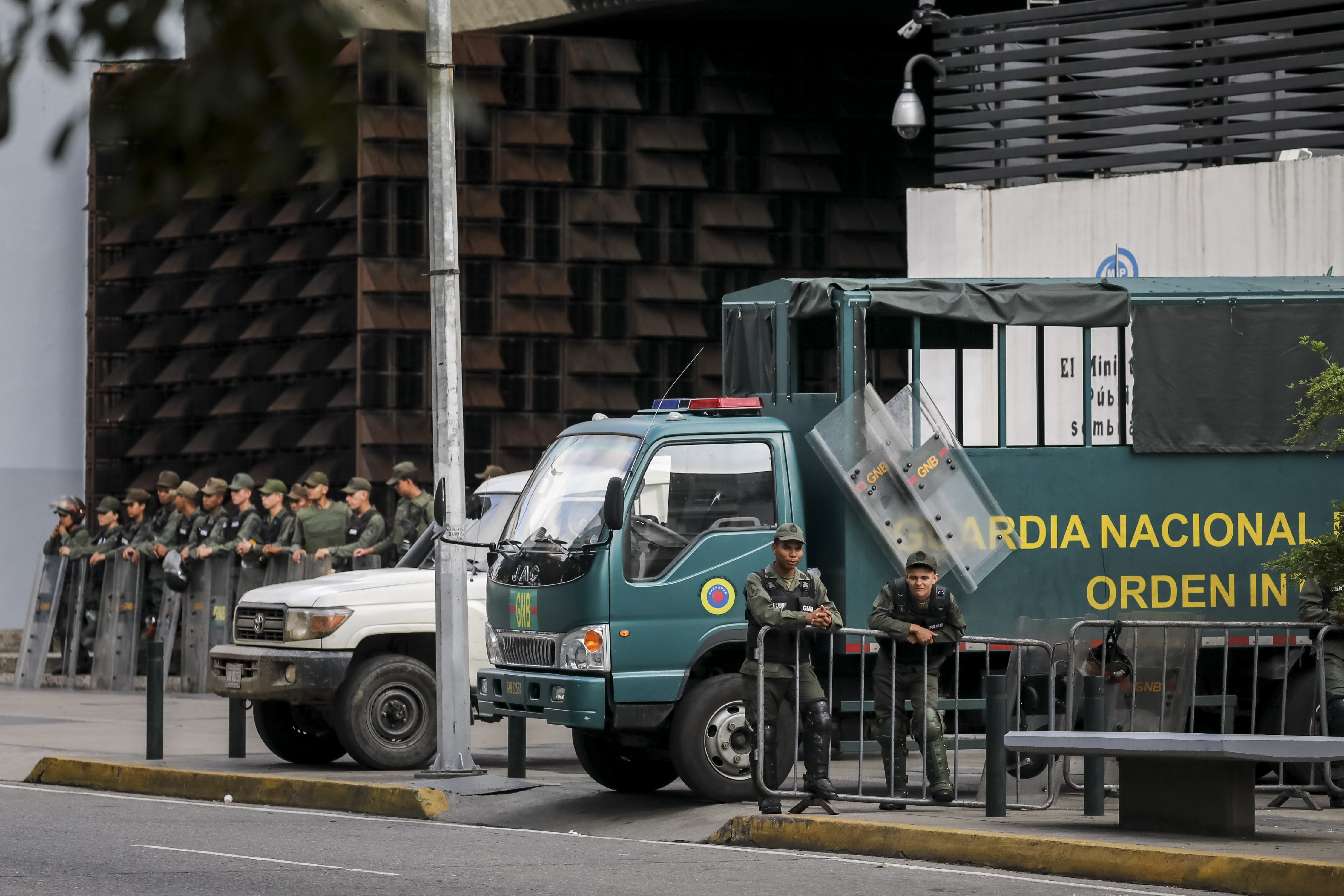 Η Mercosur διώχνει τη Βενεζουέλα – Η Εθνοφρουρά έφερε νέο γενικό εισαγγελέα