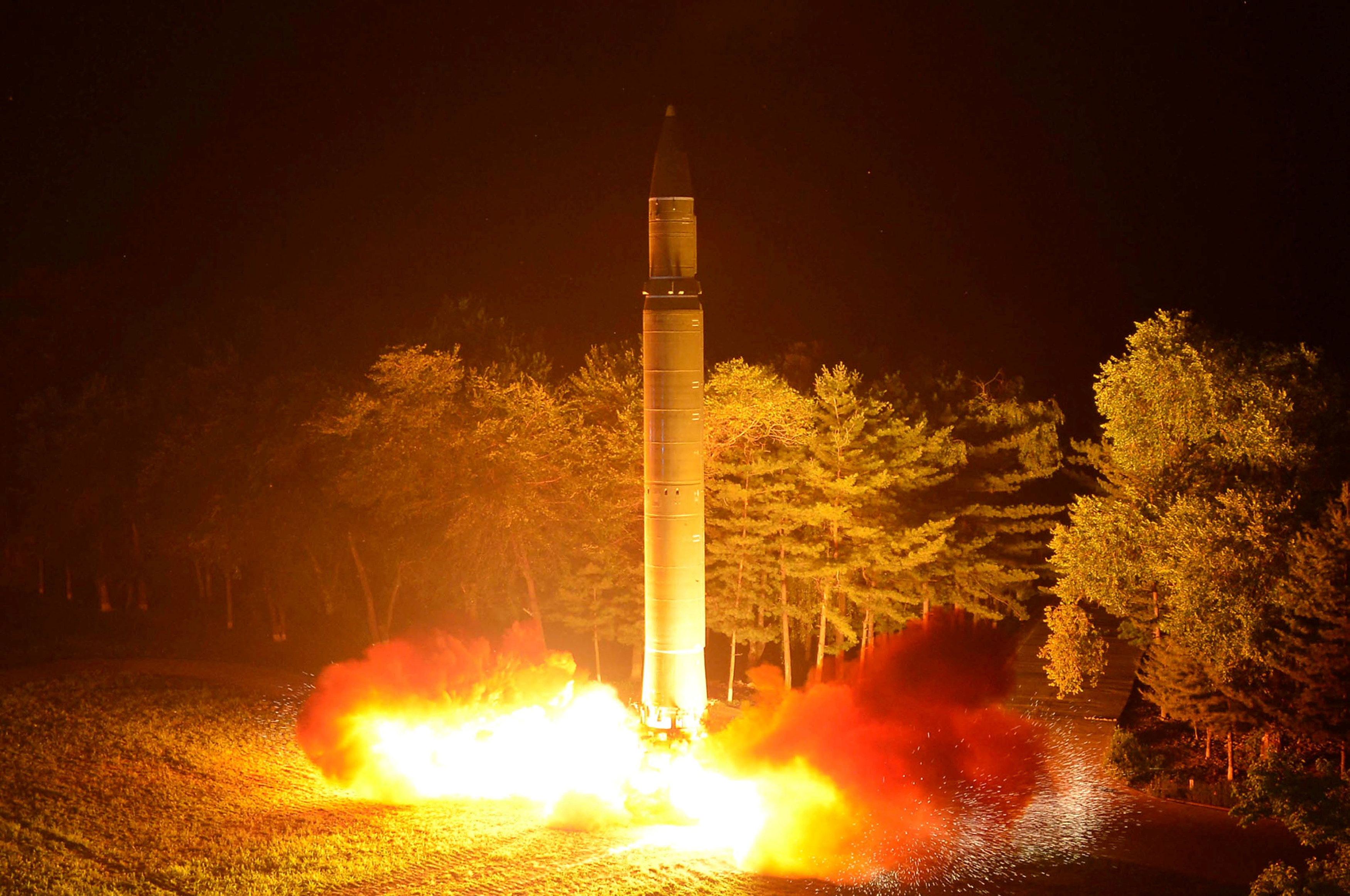 Washington Post: Ικανή να εφαρμόσει πυρηνικές κεφαλές σε πυραύλους η Β.Κορέα