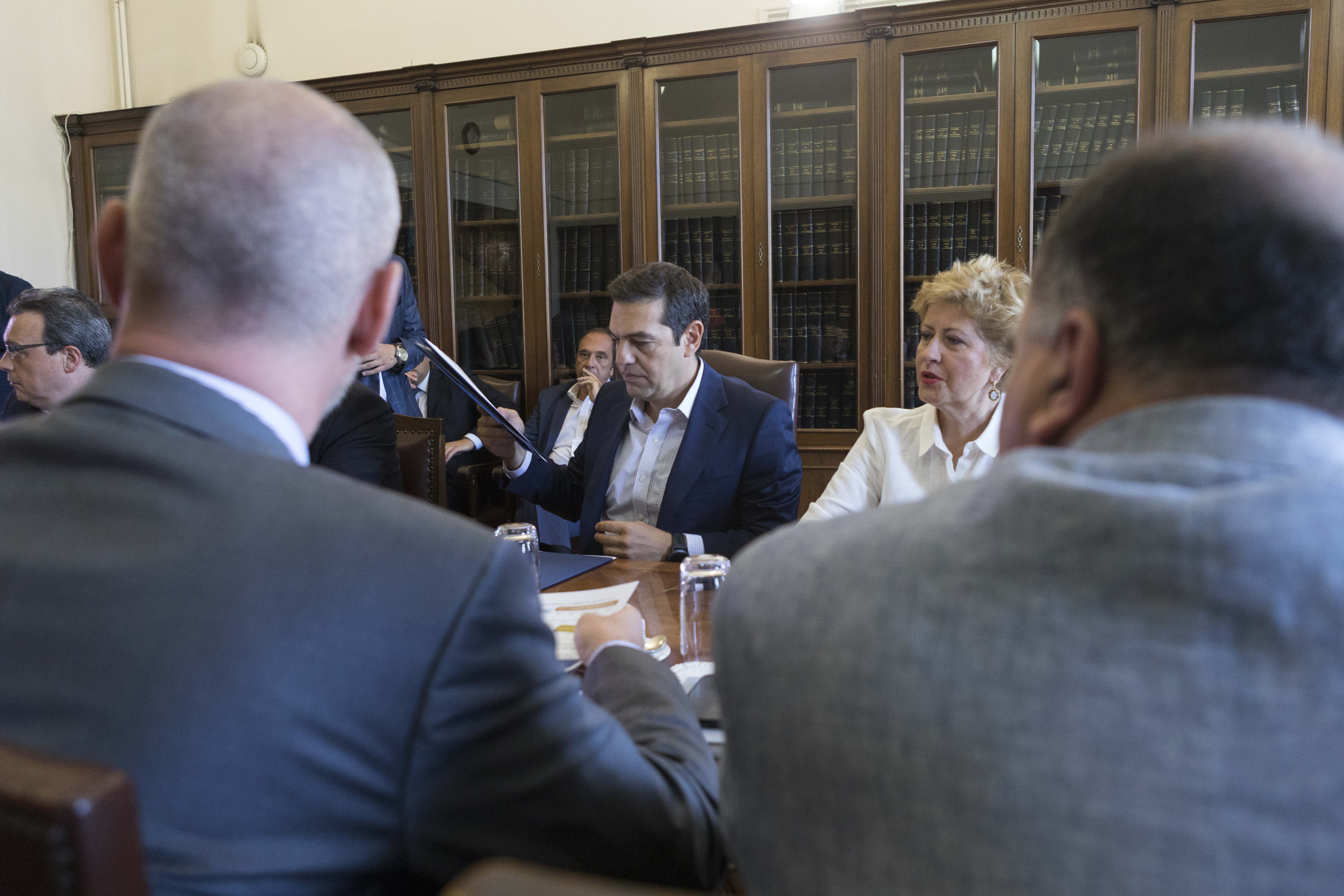 Τσίπρας: Στόχος η έξοδος της Ελλάδας από τα μνημόνια το 2018