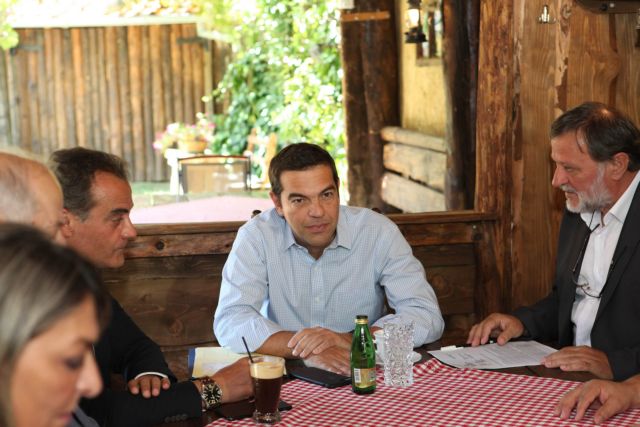 Λύση στους «καταπατητές» των Πρεσπών θα δώσει ο πρωθυπουργός