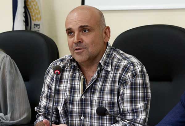 Επίθεση με μαχαίρι στον Δήμαρχο Ελευσίνας