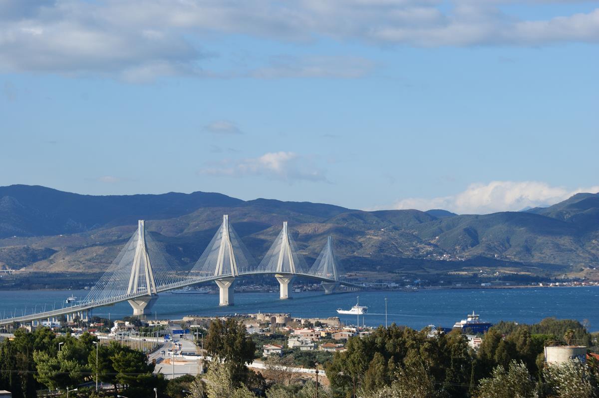 Αντίρριο, γέφυρα πολιτισμού