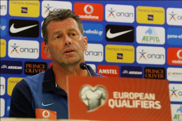 «Θα παίξουμε πιο επιθετικά» είπε ο Σκίμπε για το ματς με την Εσθονία