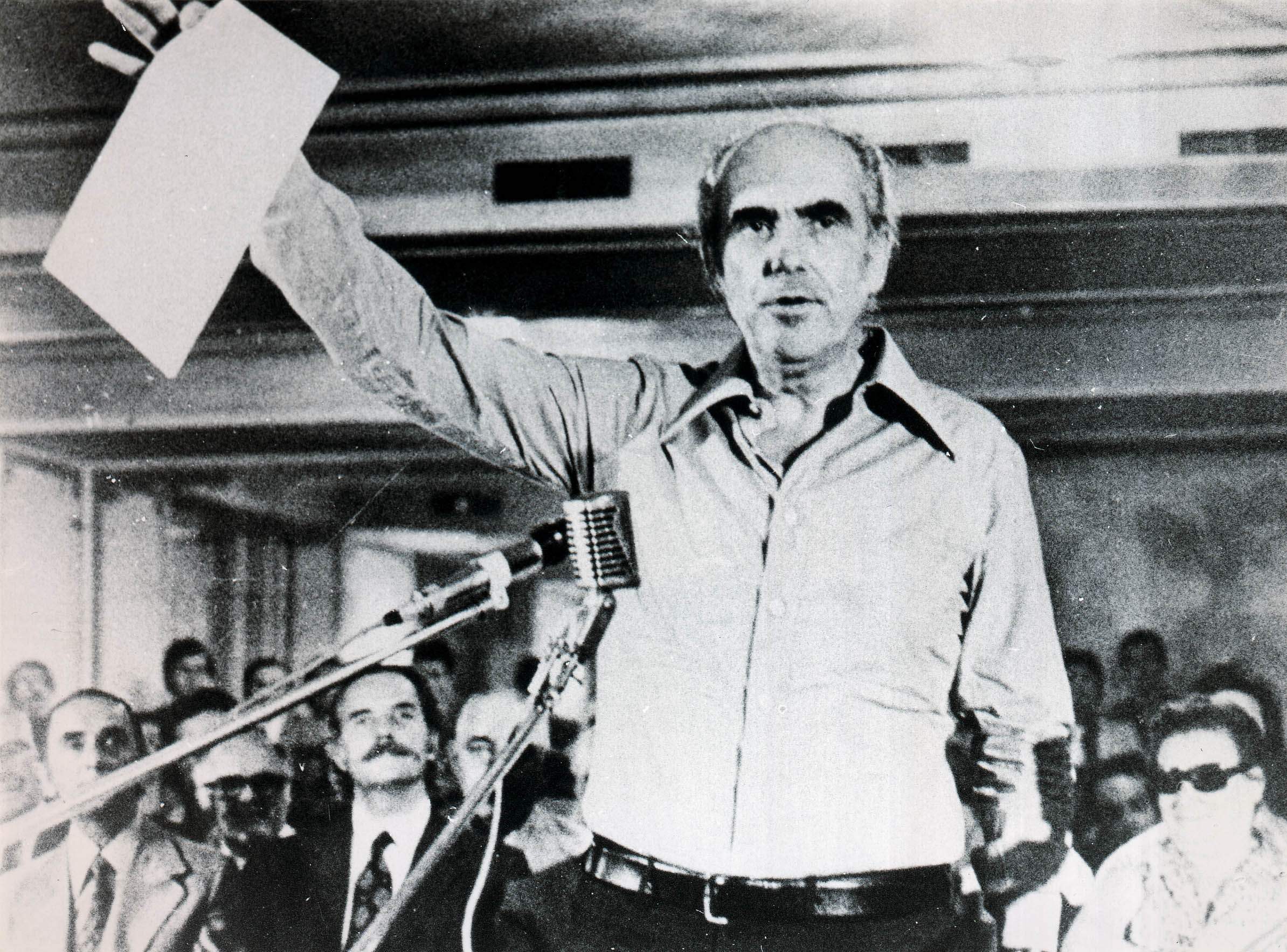 Γεννηματά: Λαθρέμπορος ελπίδας ο Τσίπρας, δεν έχει σχέση με τον Ανδρέα