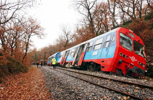 Εκτροχιασμός εμπορικής αμαξοστοιχίας κοντά στην Τιθορέα