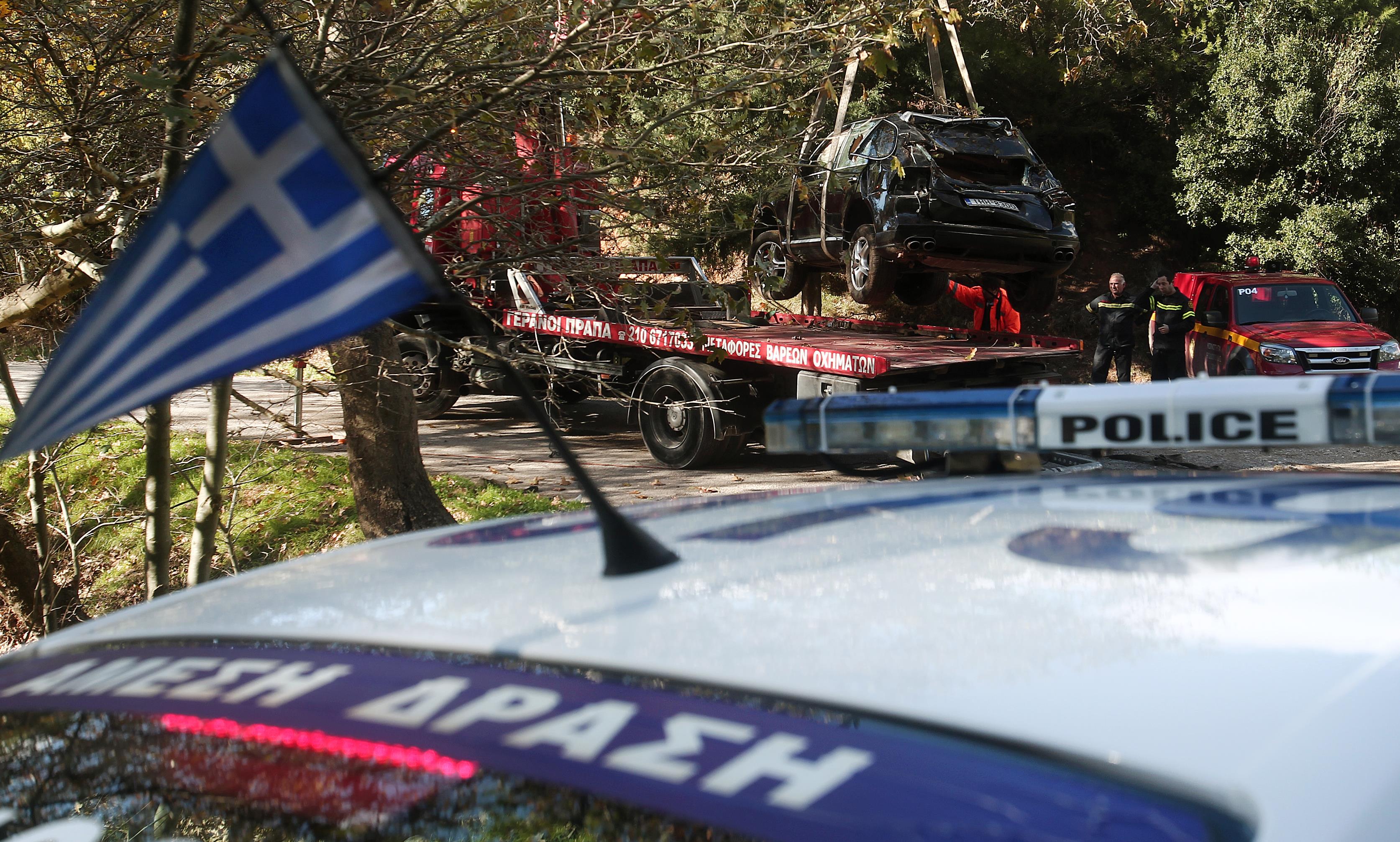 Έξι συνελήφθησαν μεταξύ των οποίων ένας ανήλικος για ληστείες στην Κορινθία