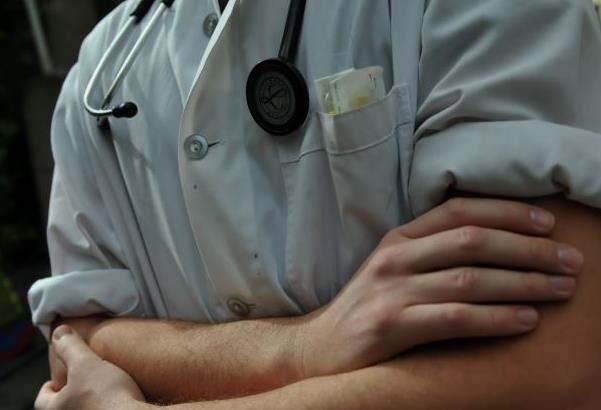 Πρωτοδικείο: Αντισυνταγματικές οι περικοπές αποδοχών σε γιατρούς ΕΣΥ-ΠΕΔΥ