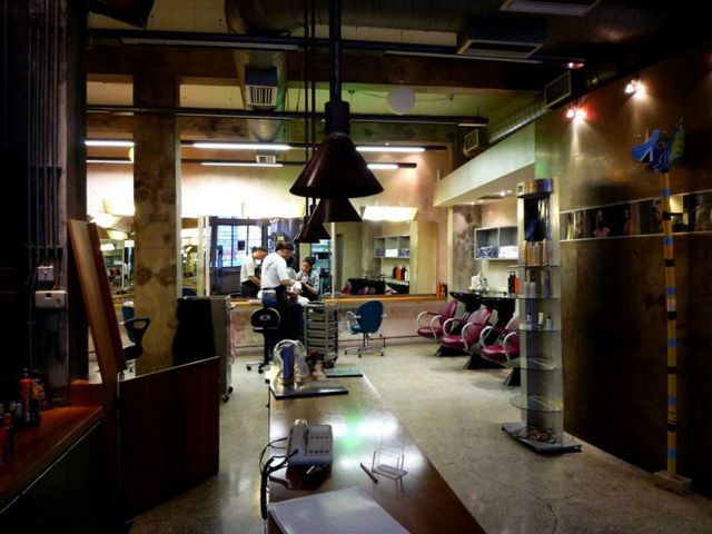 Παροχή οδοντιατρικών υπηρεσιών από… κομμωτήρια