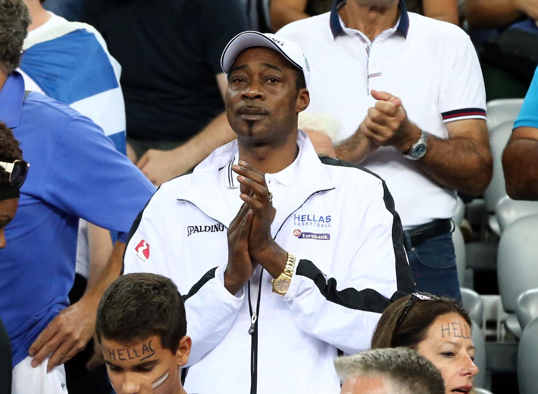 Βυθίστηκε στο πένθος η οικογένεια Αντετοκούνμπο