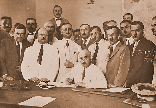 Ο Παπαναστασίου και το Δημοκρατικό Μανιφέστο