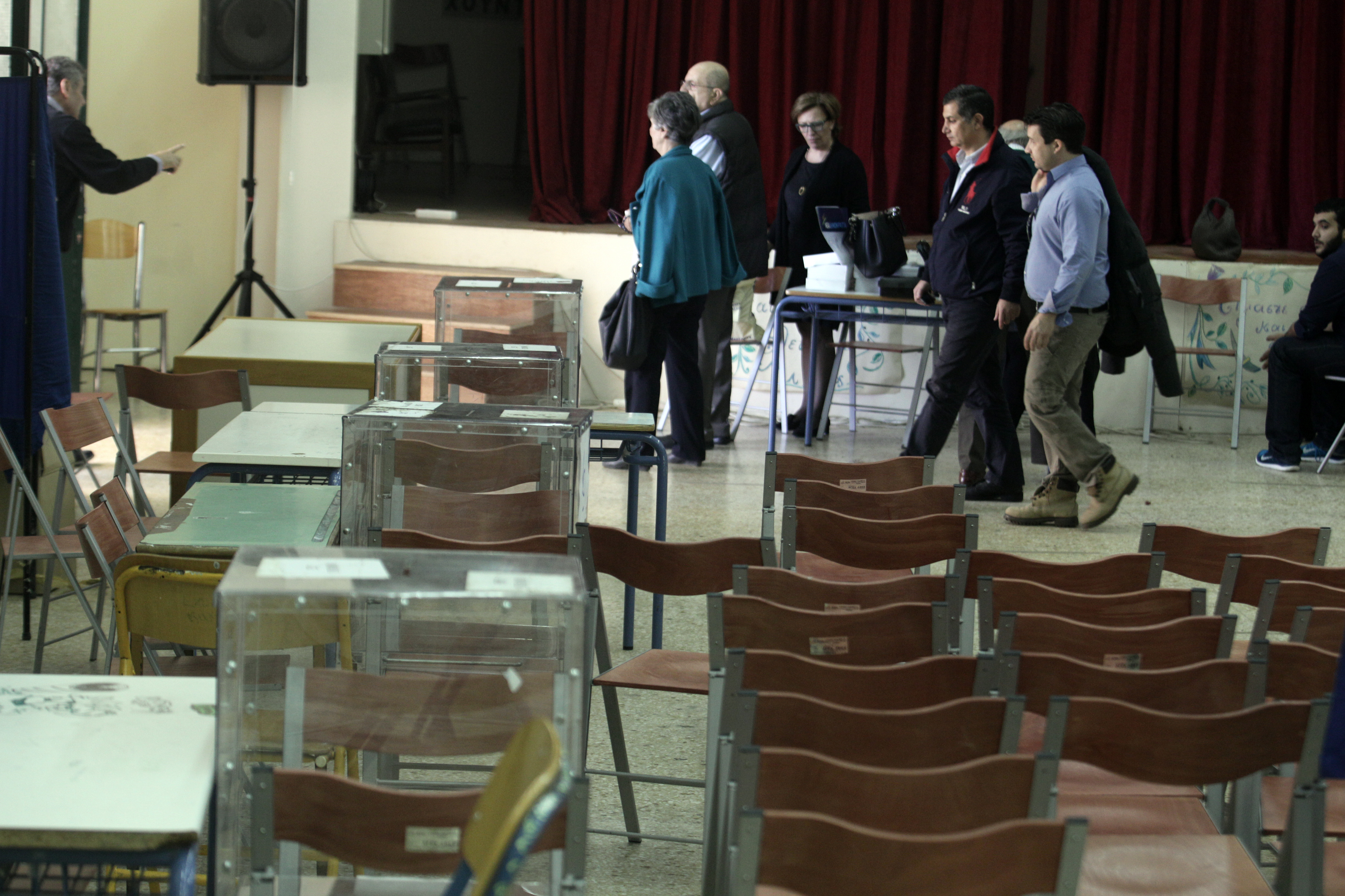 Κεντροαριστερά: Τα πρώτα γκάλοπ και οι πρώτες αντιδράσεις