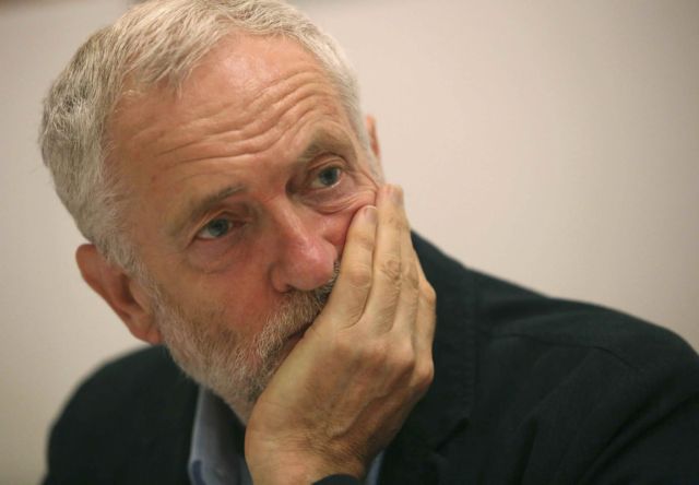 Κόρμπιν: Η μεταβατική περίοδος για το Brexit θα διαρκέσει όσο χρειάζεται