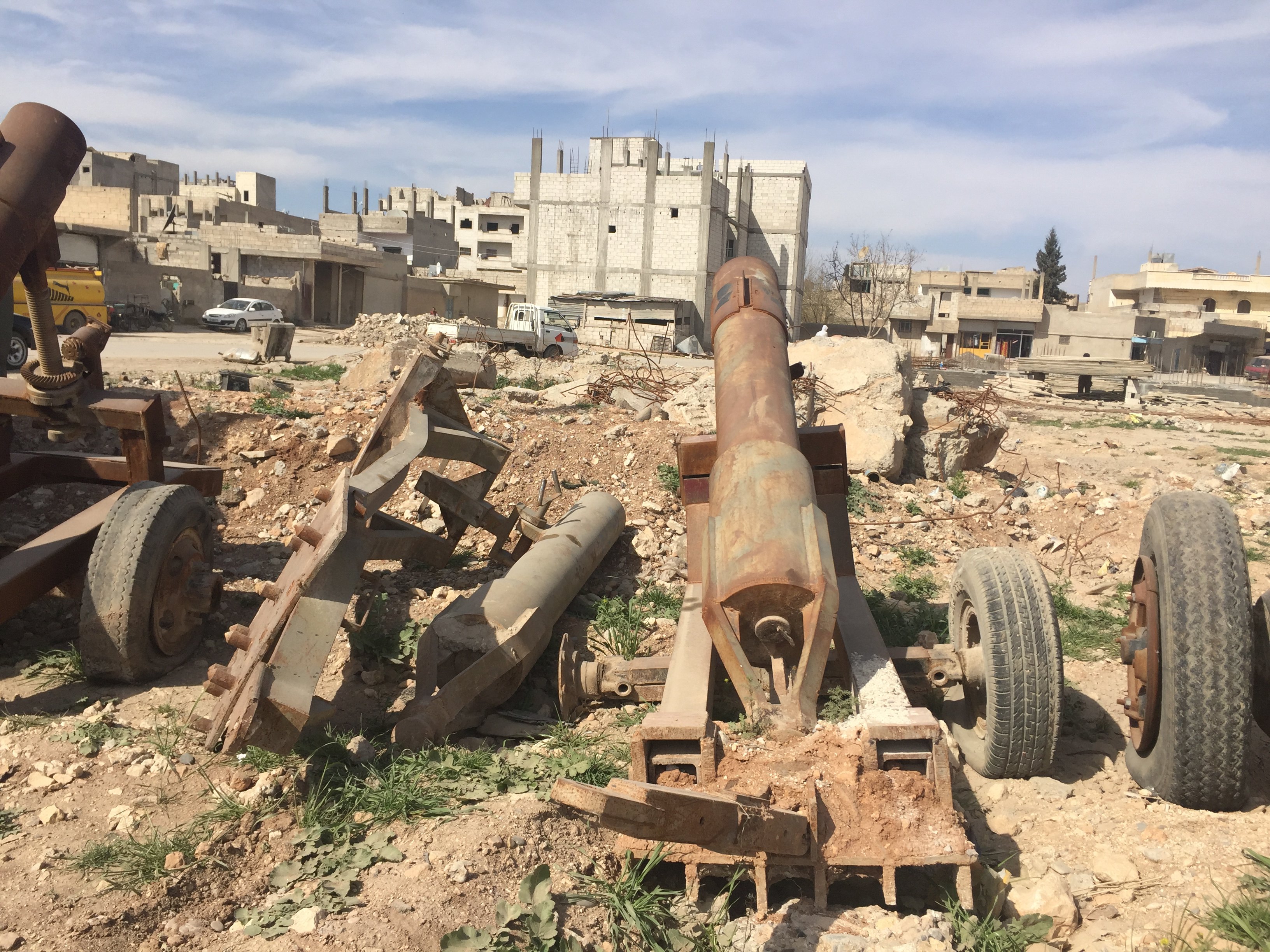 Το ISIS χάνει τη μάχη, αλλά συνεχίζει τον πόλεμο online