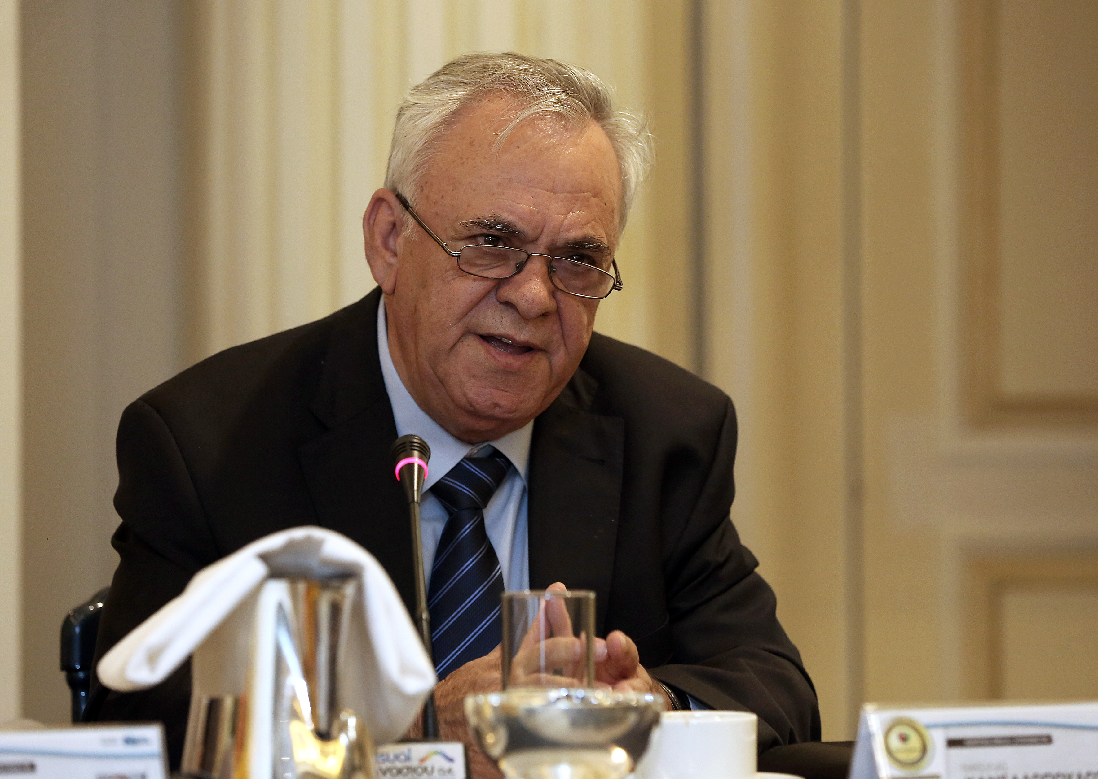 Δραγασάκης: Να οικοδομήσουμε το κράτος και την οικονομία σε νέα θεμέλια