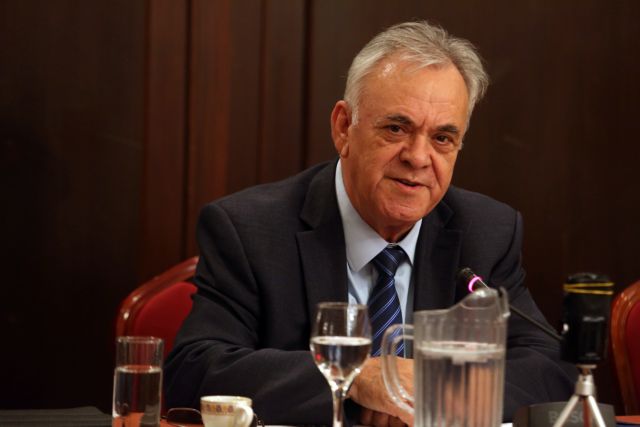 Δραγασάκης: Το κλίμα στην οικονομία και την κοινωνία αλλάζει