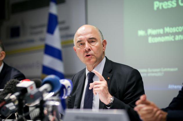 Μοσκοβισί: Ανάπτυξη στην ευρωζώνη, ώρα να καλύψουμε το έλλειμμα αλληλεγγύης