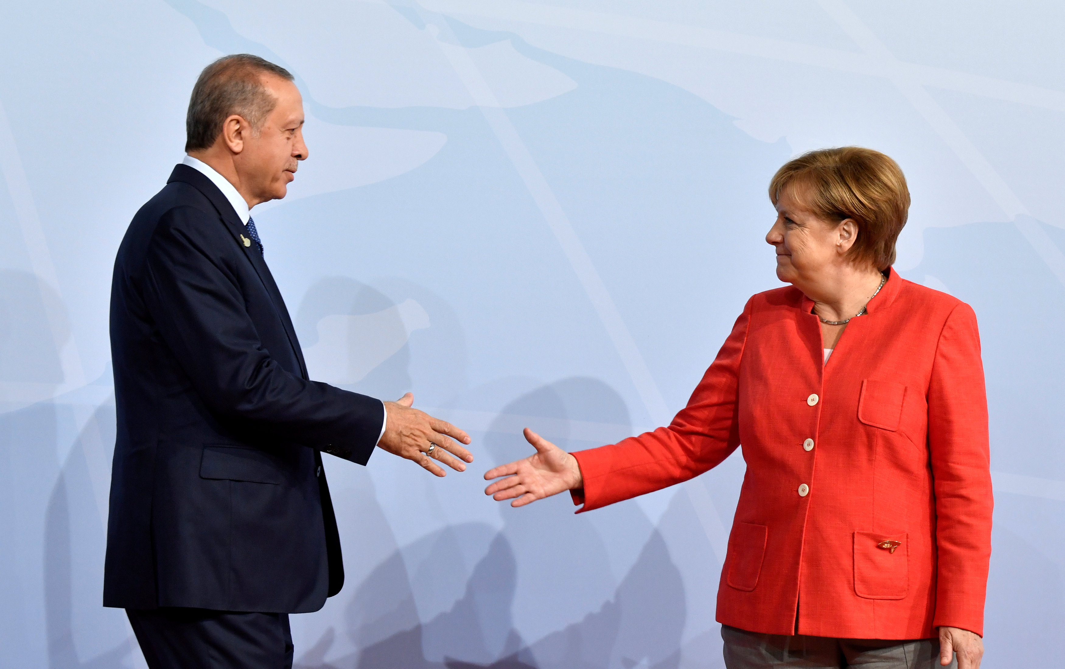 Η Τουρκία συνιστά προσοχή στους πολίτες της για τα ταξίδια τους στη Γερμανία
