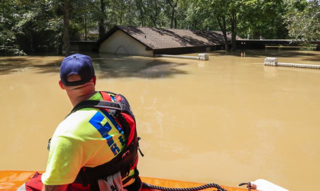 Ο Χάρβεϊ φεύγει, η Ιρμα έρχεται…