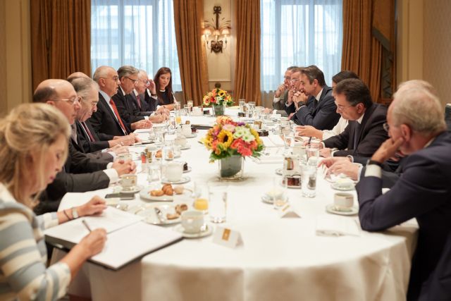 Η επιστροφή των καταθέσεων στη συνάντηση Μητσοτάκη – τραπεζιτών