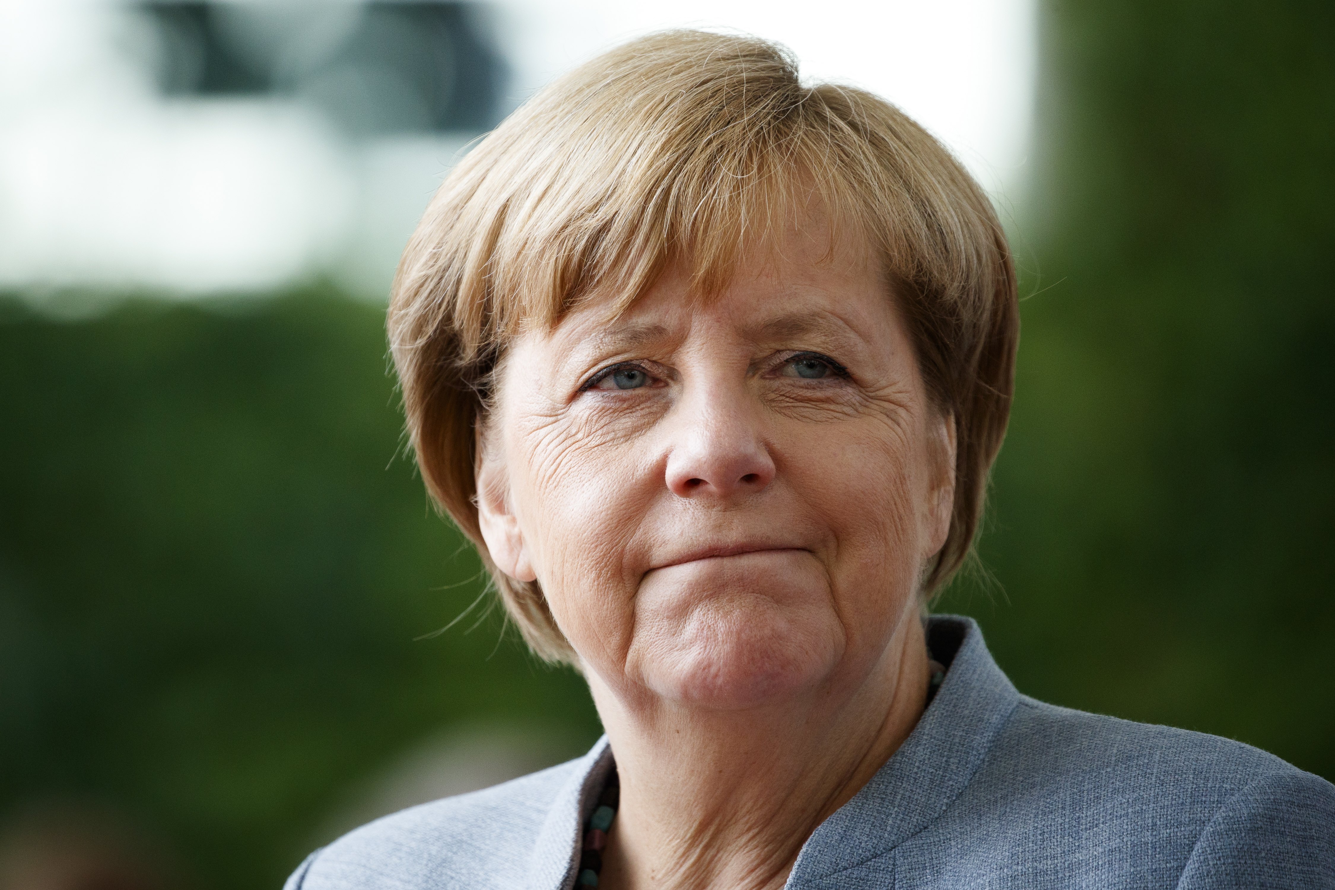 Γερμανίδες ζητούν από την Μέρκελ ίση αμοιβή με τους άνδρες