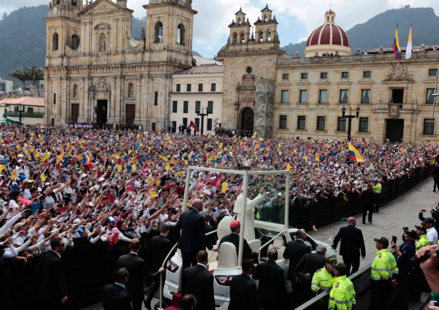 Ο πάπας Φραγκίσκος παρότρυνε τους νέους να ονειρεύονται και να συγχωρούν