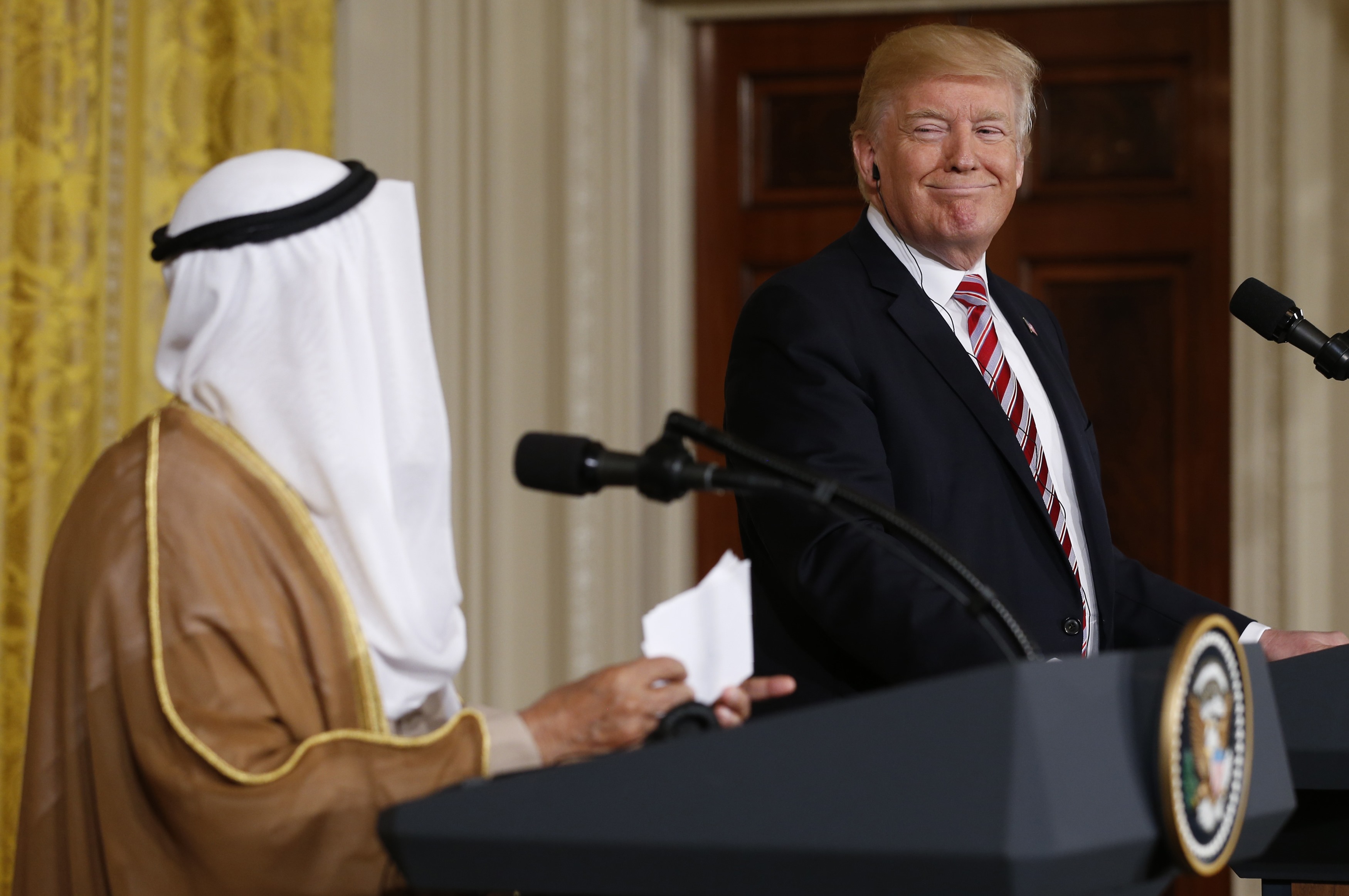 Ανοικτός στην κατάργηση του ανώτατου ορίου χρέους ο Τραμπ