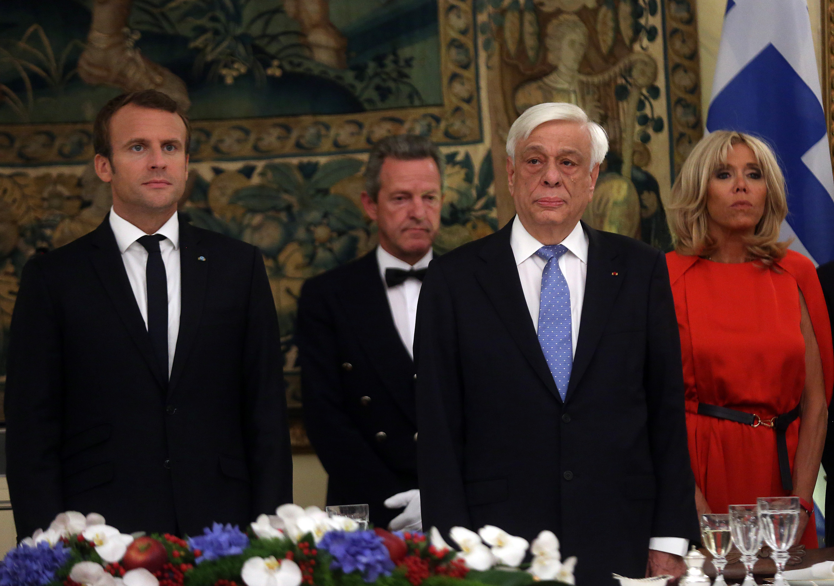 Μακρόν: Στόχος είναι να βρει η Ελλάδα την οικονομική της κυριαρχία