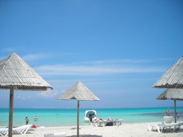 «Λουκέτο» για δέκα ημέρες στις καντίνες στο Γαϊδουρονήσι