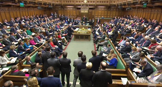 Η βρετανική Βουλή ενέκρινε κατ’ αρχήν το Brexit