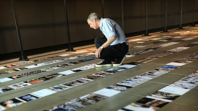 Οι 100 συλλογές του Ντρις Φαν Νότεν σε ένα βιβλίο