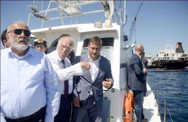 Κουρουμπλής: «Ήμασταν άτυχοι, το πλοίο βυθίστηκε νύχτα και είχε μαζούτ»