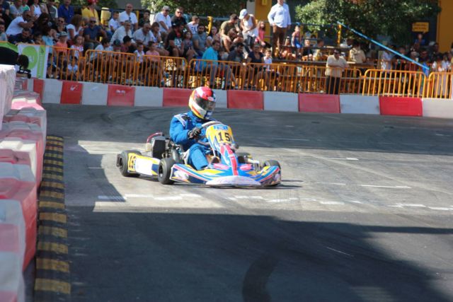 Αυτοκίνητο καρτ πήρε φωτιά – Τραυματίστηκε ο οδηγός του