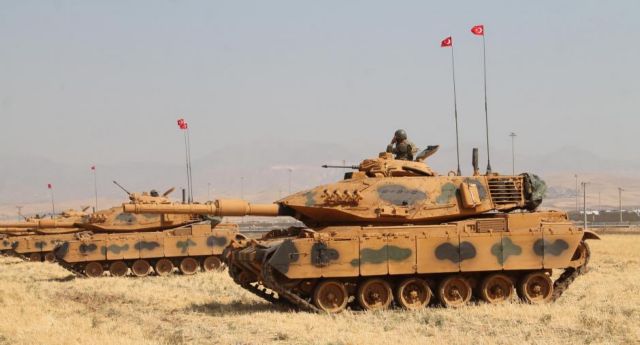 Τουρκικά γυμνάσια στα σύνορα με το Ιράκ ενόψει δημοψηφίσματος