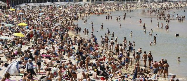 Κομπίνες τουριστών για τσάμπα διακοπές στη Μαγιόρκα