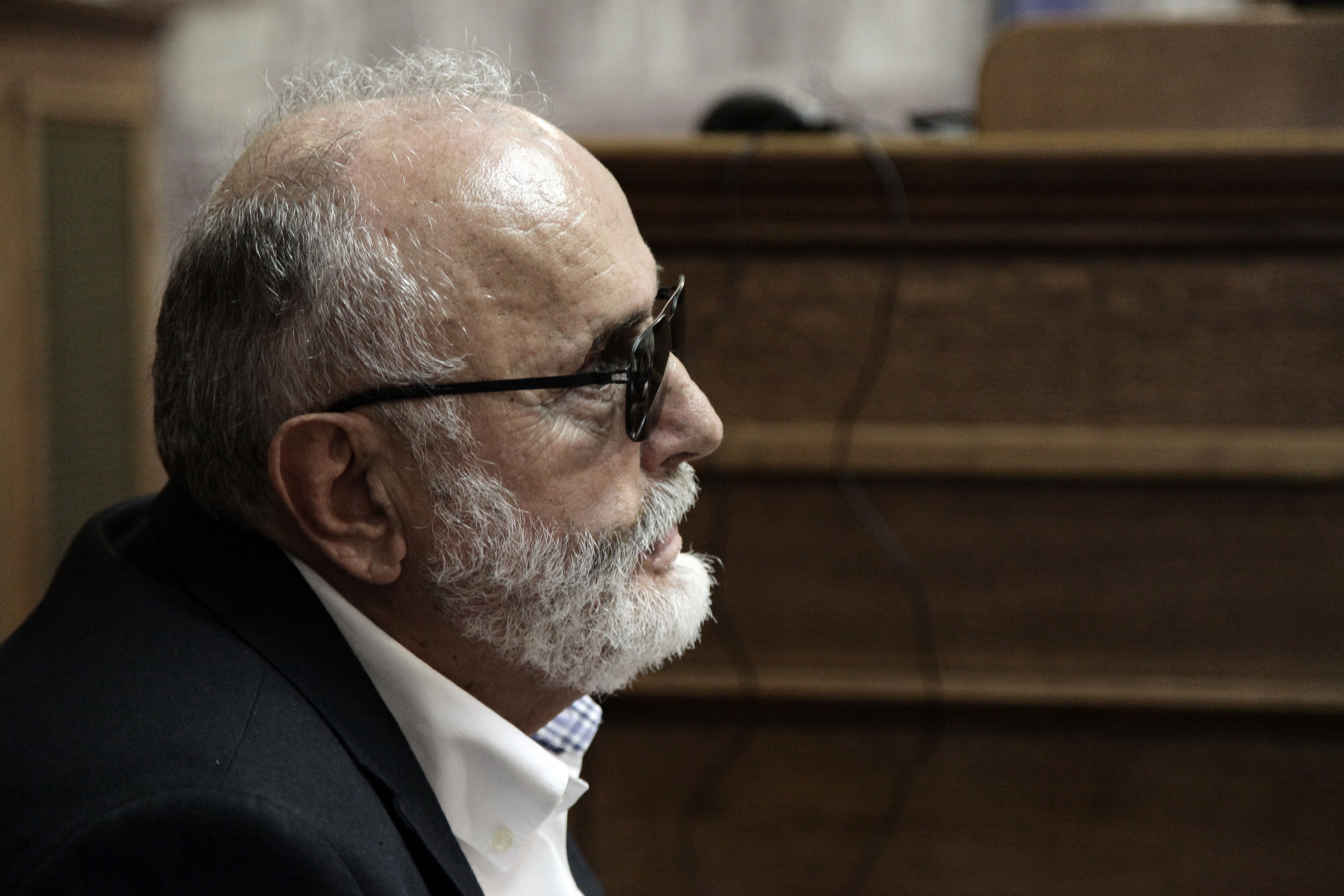 Προτάσεις για την απορρύπανση του Σαρωνικού ζητά ο Κουρουμπλής