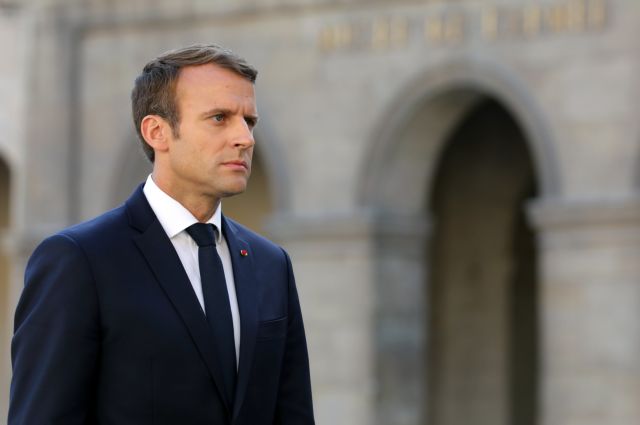 Οι συνταξιούχοι και οι δεξιοί ψηφοφόροι ανέβασαν την δημοτικότητα Μακρόν